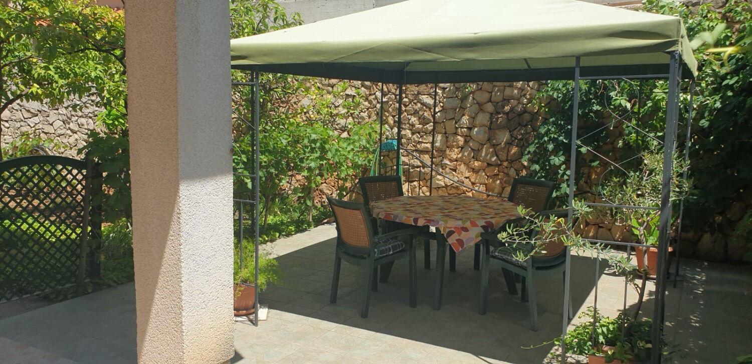 Apartments Biserka - 50 M From Beach Trogir Exterior photo